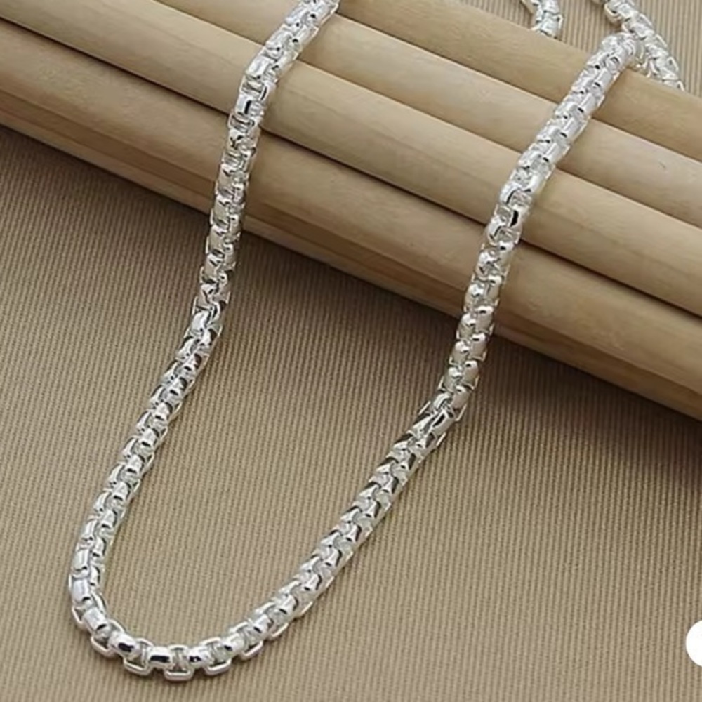 Sterling Silver Box-Link Necklace - Silver